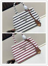Picture of Prada Handbags _SKUfw201298327fw
